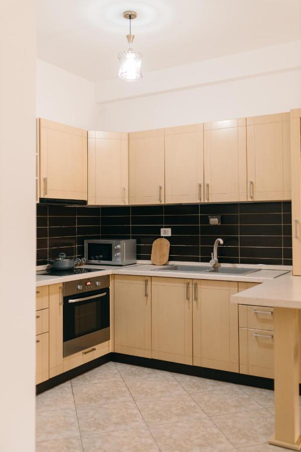 Rs Place 1-Bedroom Apartment Tirana Kültér fotó