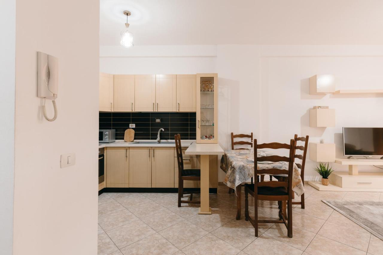 Rs Place 1-Bedroom Apartment Tirana Kültér fotó