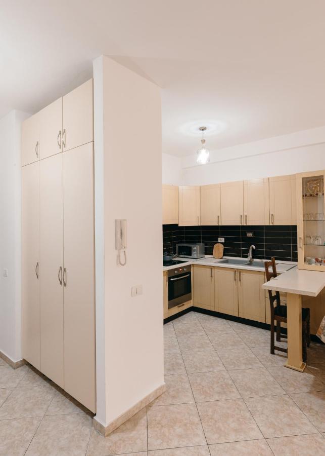 Rs Place 1-Bedroom Apartment Tirana Kültér fotó