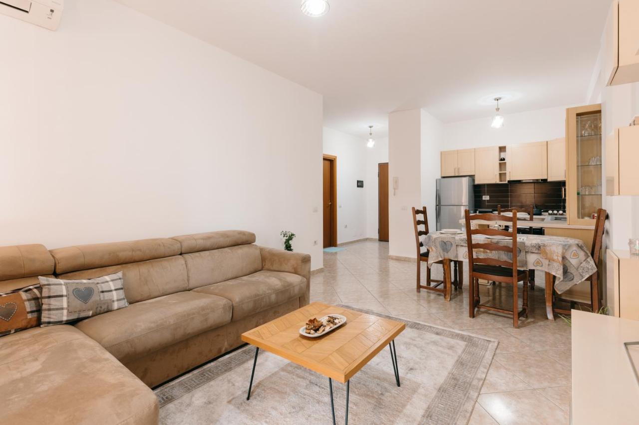 Rs Place 1-Bedroom Apartment Tirana Kültér fotó
